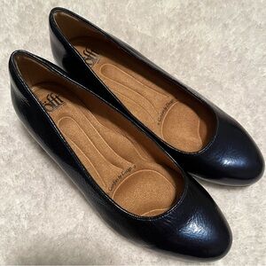 comfort plus by Predictions Black Women's Ballet Flats